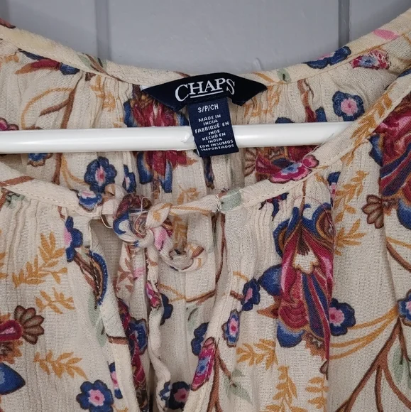 2/$30 Chaps Floral Blouse - Picture 2 of 6